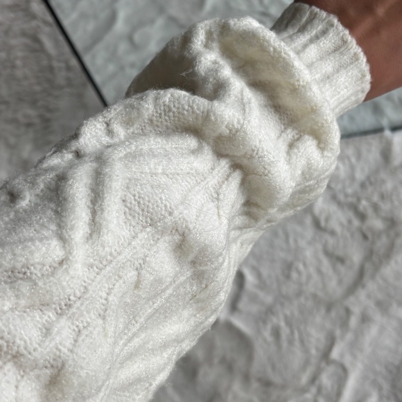 Knit white dress - Picture 4 of 5